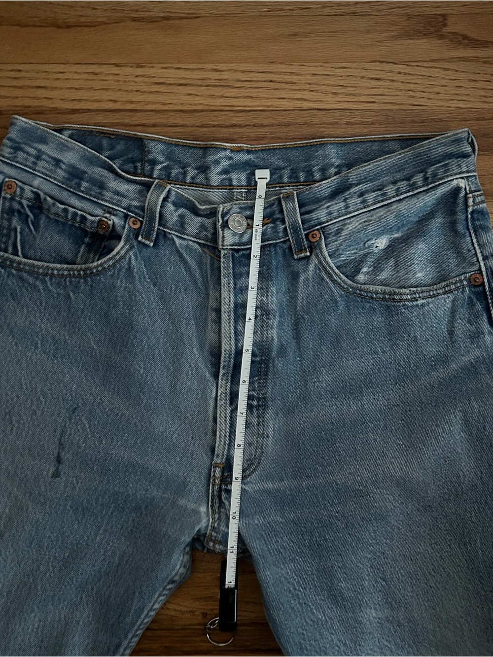 Vintage Levi's 501 Jeans - Picture 12 of 14